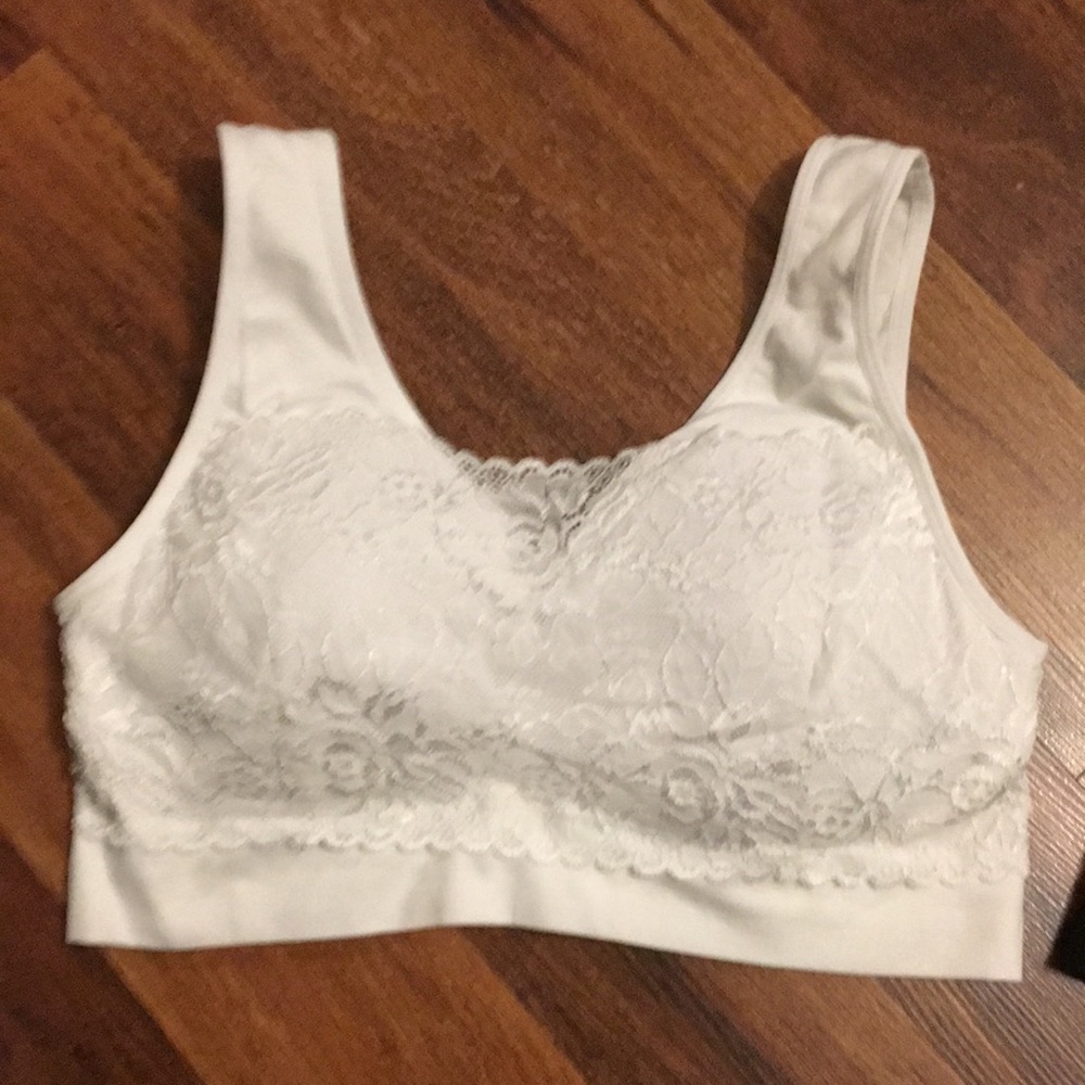 Litthing Bralettes - Picture 2 of 8